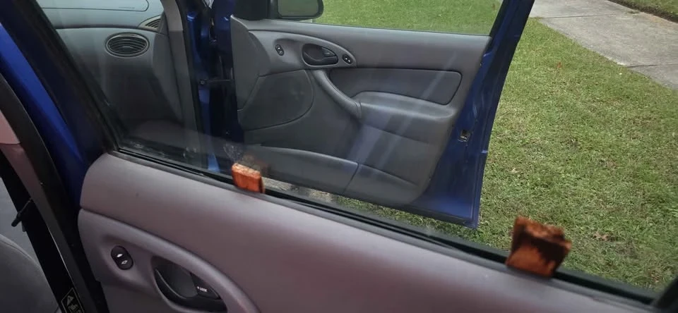 2002 Ford Focus 1st Gen - Image 12 of 20