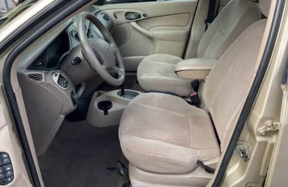 2002 Ford Focus 1st Gen - Image 13 of 13