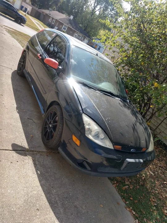 2002 Ford Focus 1st Gen - Image 2 of 3