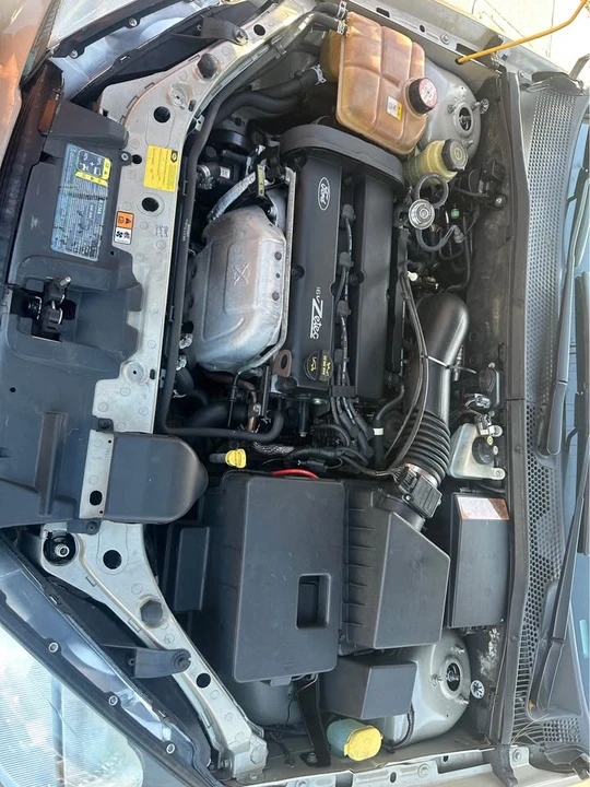2002 Ford Focus 1st Gen - Image 12 of 13