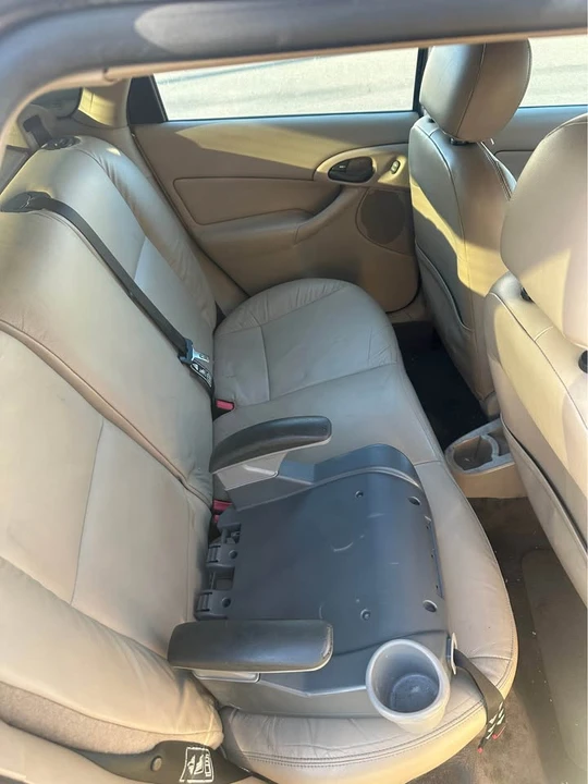2002 Ford Focus 1st Gen - Image 8 of 13