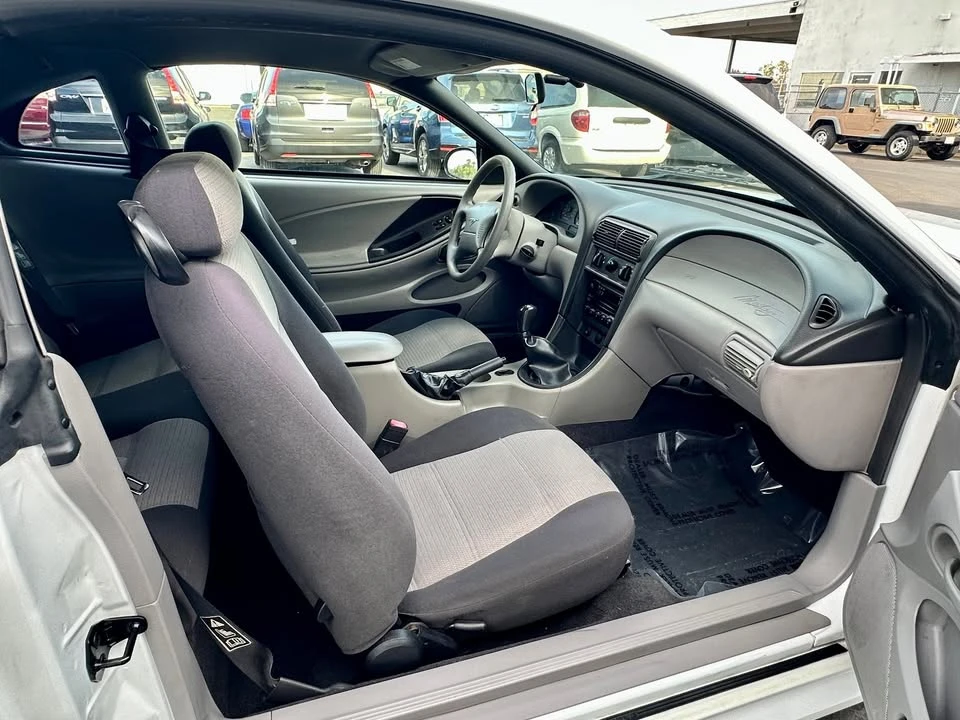 2002 Ford SN95 Mustang - Image 9 of 14