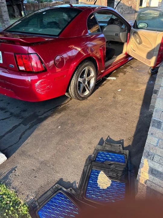 2002 Ford SN95 Mustang - Image 3 of 10