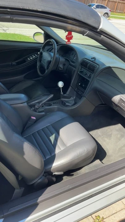 2002 Ford SN95 Mustang - Image 7 of 10