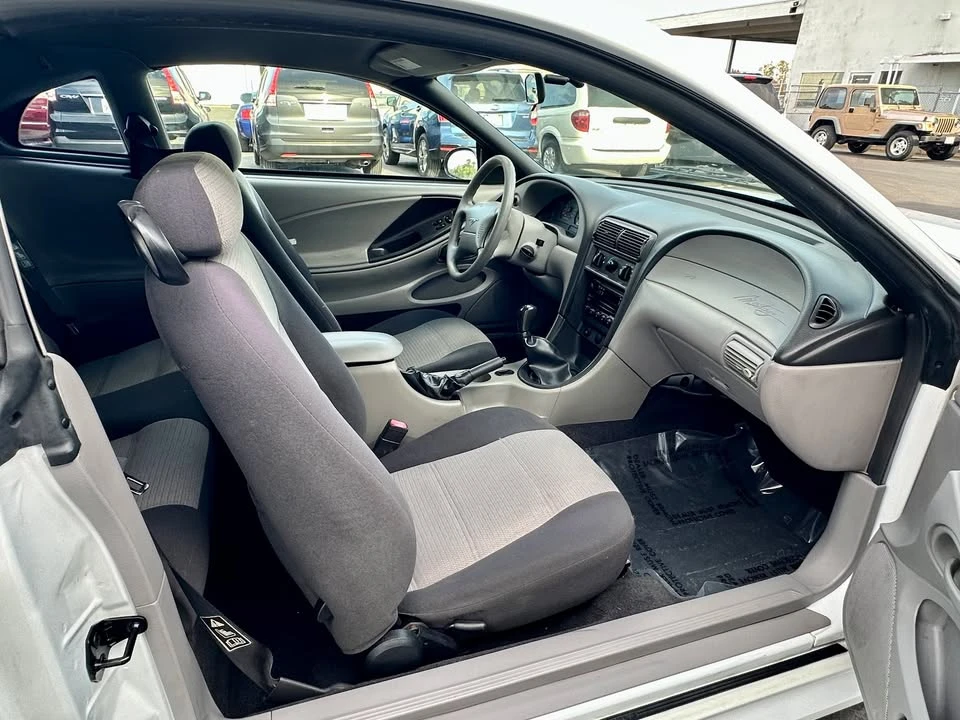 2002 Ford SN95 Mustang - Image 9 of 14