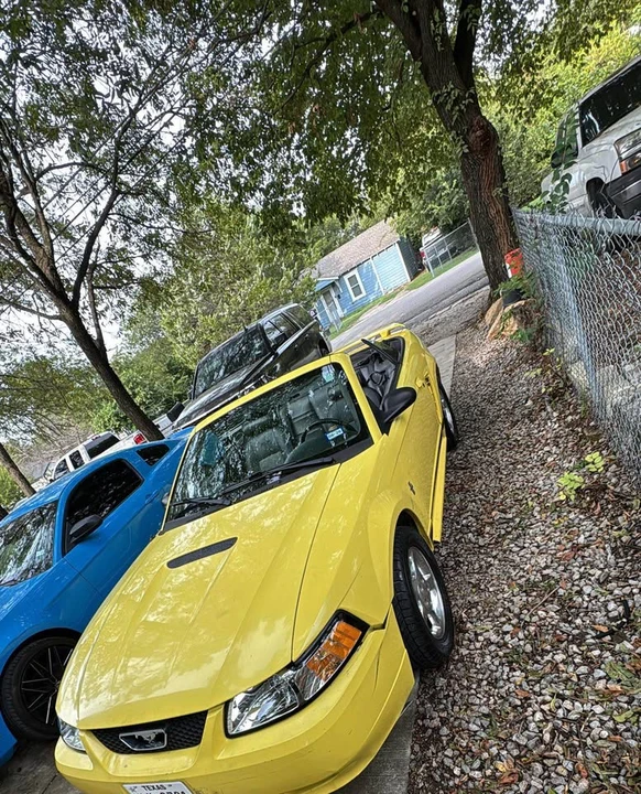 2002 Ford SN95 Mustang - Image 2 of 2