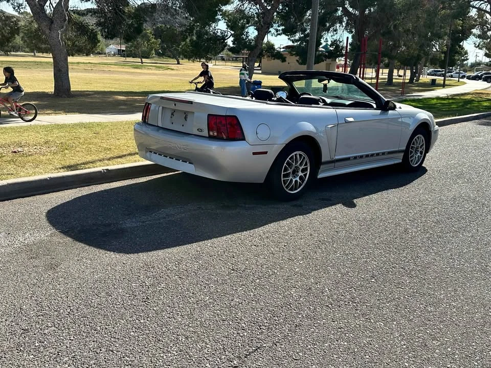 2002 Ford SN95 Mustang - Image 6 of 11