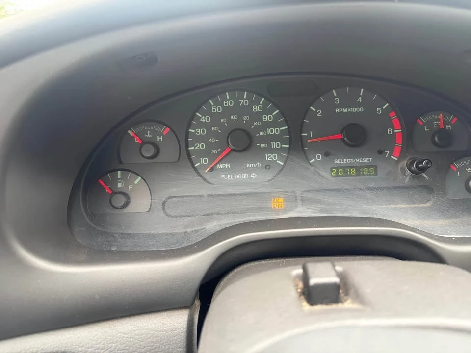 2002 Ford SN95 Mustang - Image 5 of 9