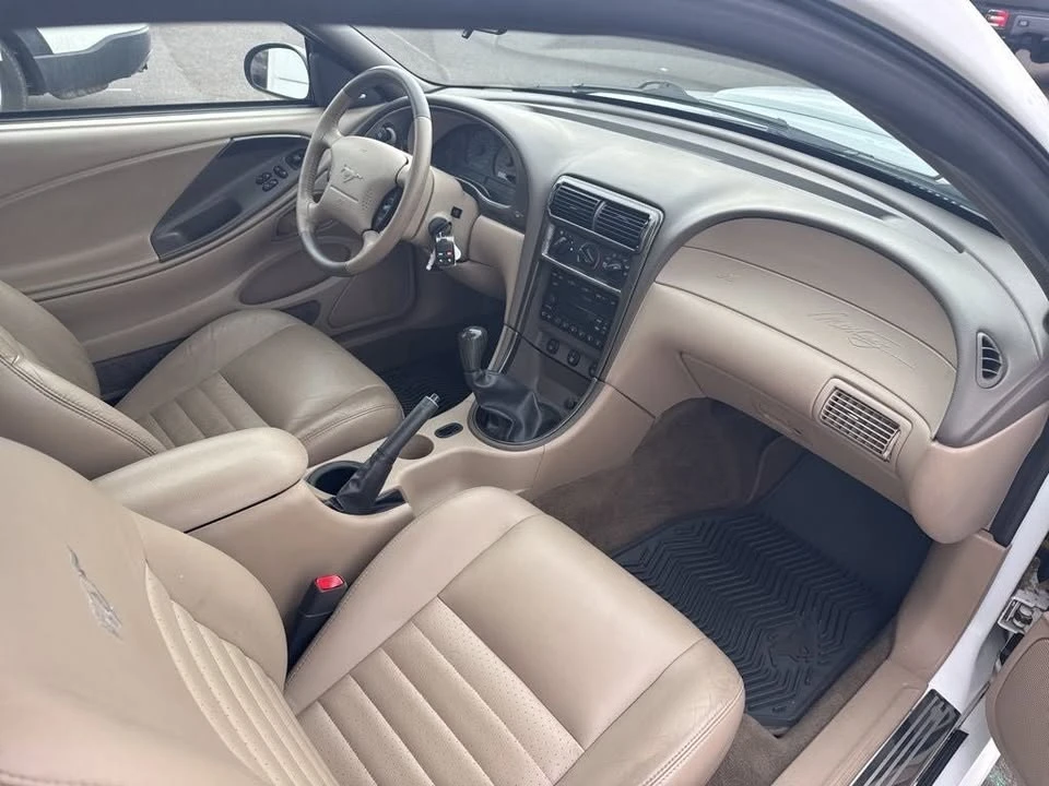 2002 Ford SN95 Mustang - Image 13 of 17