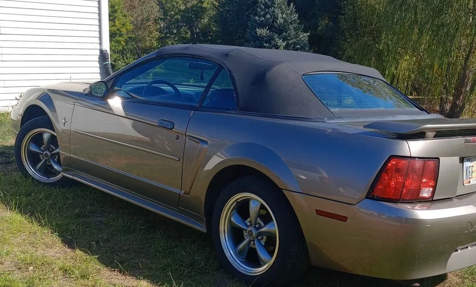 2002 Ford SN95 Mustang - Image 4 of 4