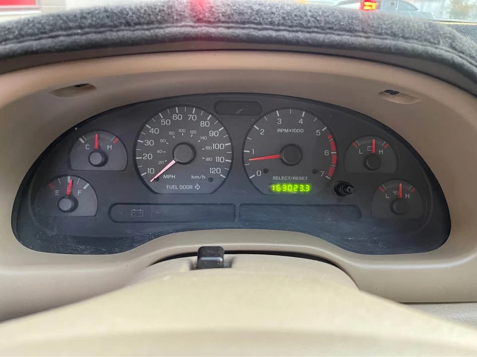 2002 Ford SN95 Mustang - Image 8 of 8