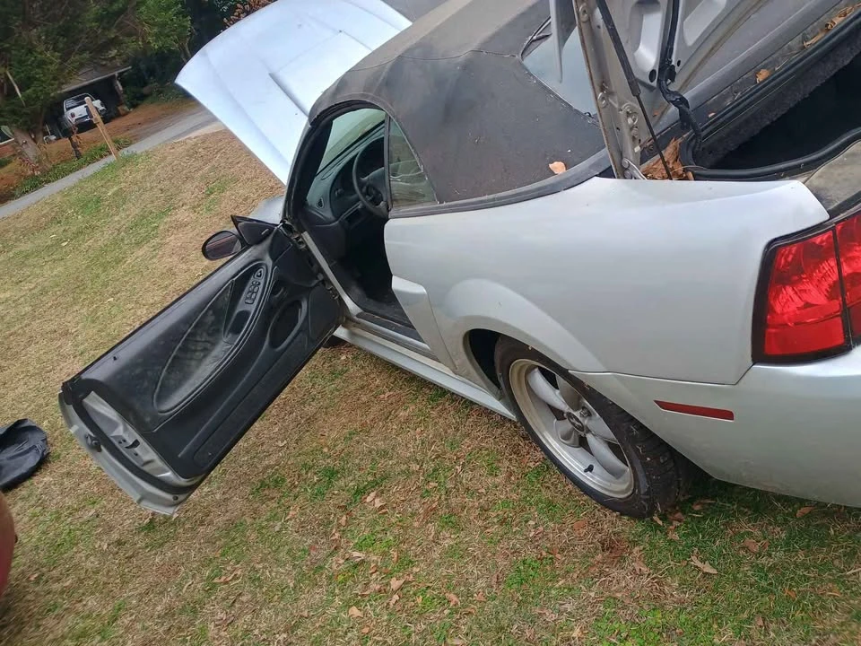 2002 Ford SN95 Mustang - Image 8 of 9