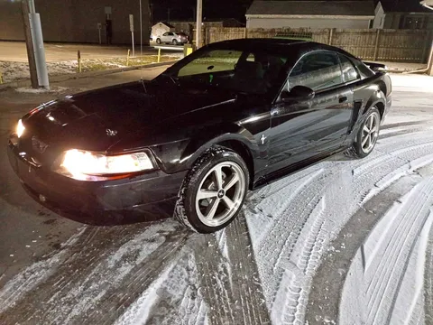 2002 Ford Mustang Coupe