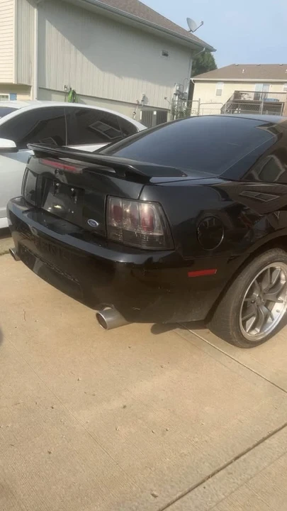 2002 Ford SN95 Mustang - Image 2 of 3