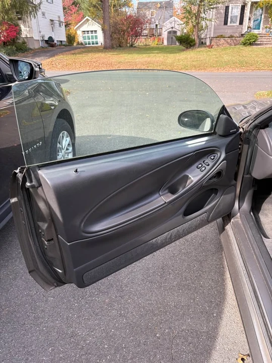 2002 Ford SN95 Mustang - Image 5 of 8