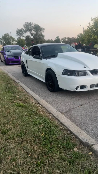 2002 Ford SN95 Mustang - Image 11 of 14
