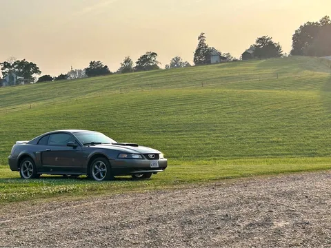 2002 Ford Mustang GT Coupe
