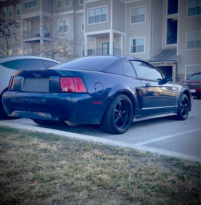 2002 Ford SN95 Mustang - Image 3 of 4