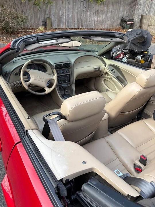 2002 Ford SN95 Mustang - Image 6 of 9