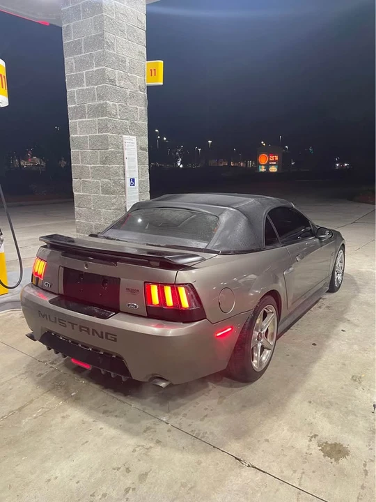 2002 Ford SN95 Mustang - Image 10 of 10