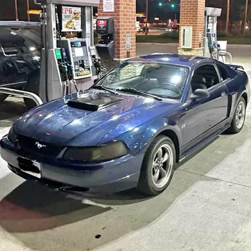 2002 Ford Mustang GT Deluxe Coupe