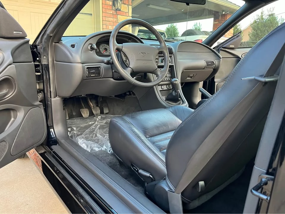 2002 Ford SN95 Mustang - Image 11 of 16