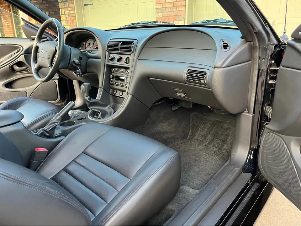 2002 Ford SN95 Mustang - Image 13 of 16