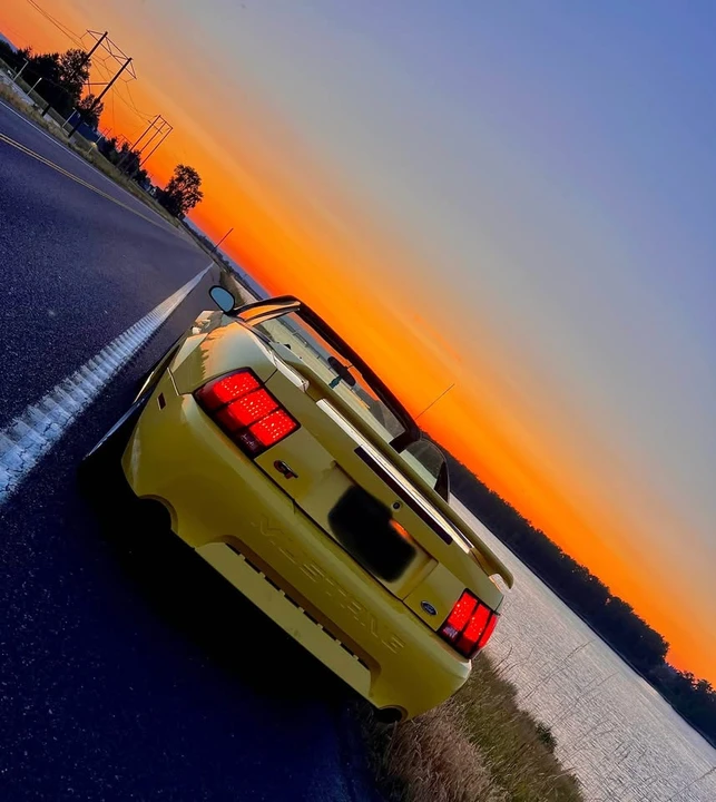 2002 Ford SN95 Mustang - Image 2 of 2