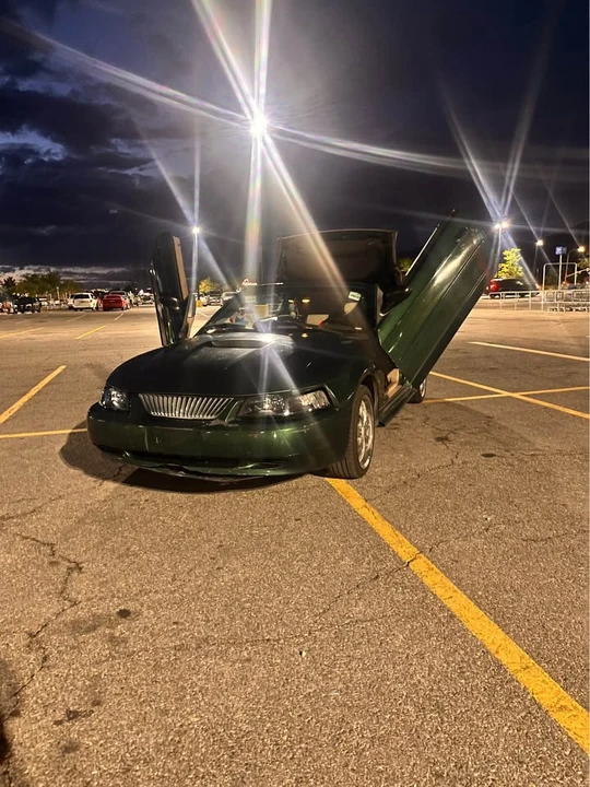 2002 Ford SN95 Mustang - Image 3 of 7