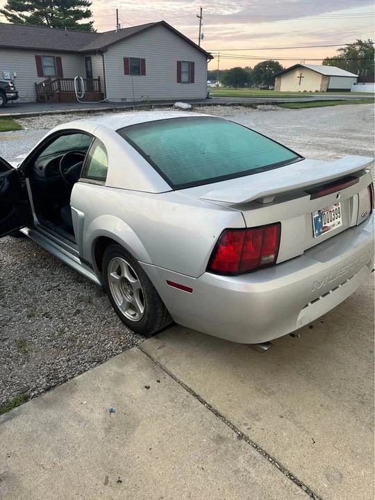 2002 Ford SN95 Mustang - Image 3 of 6