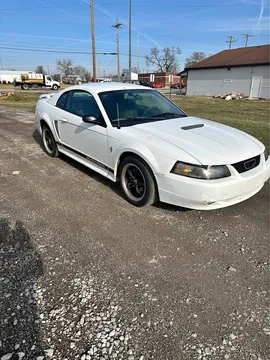 2002 Ford Mustang V6 Coupe
