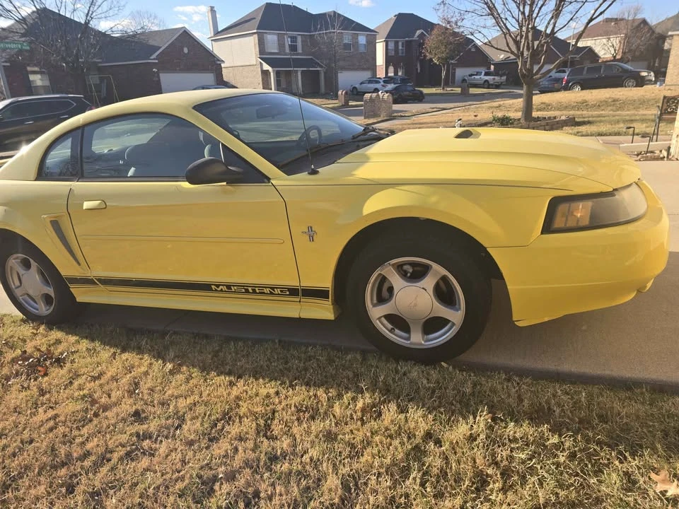 2002 Ford SN95 Mustang - Image 2 of 7