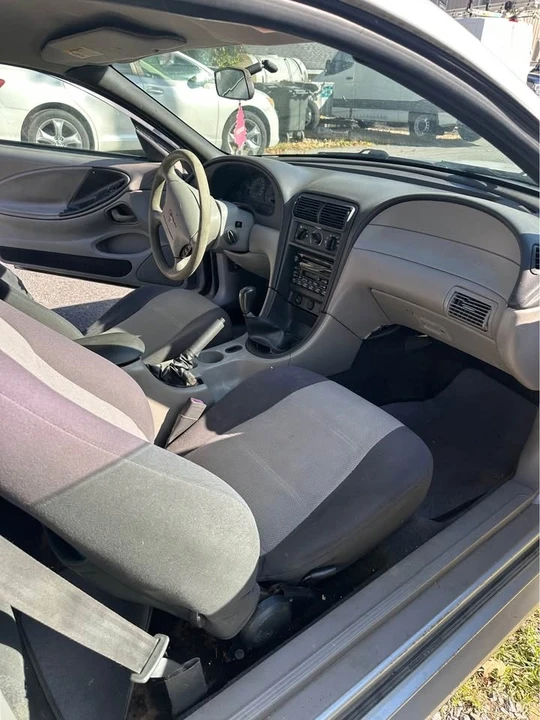 2002 Ford SN95 Mustang - Image 5 of 7