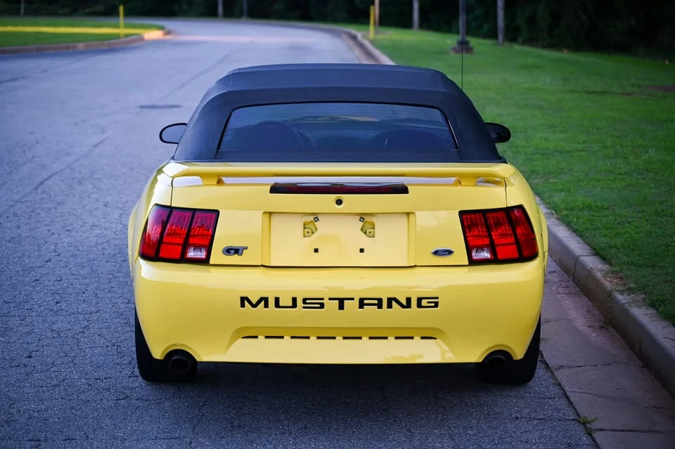 2002 Ford SN95 Mustang - Image 9 of 20