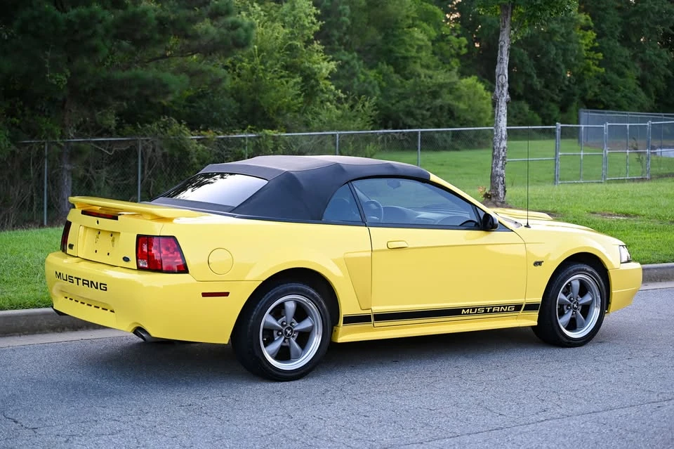 2002 Ford SN95 Mustang - Image 6 of 20