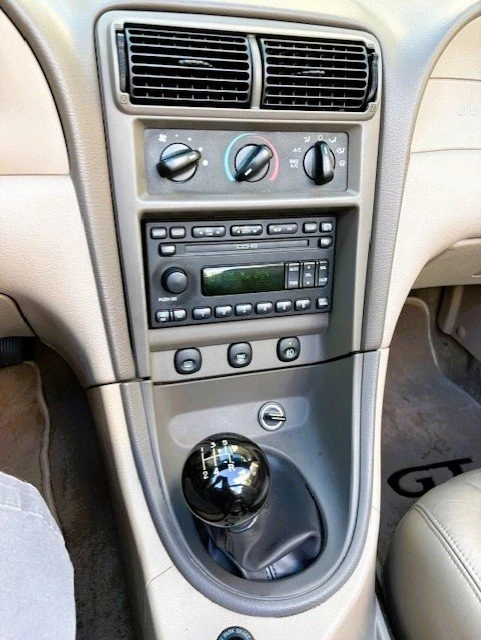 2002 Ford SN95 Mustang - Image 3 of 15