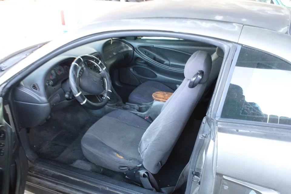 2002 Ford SN95 Mustang - Image 5 of 10