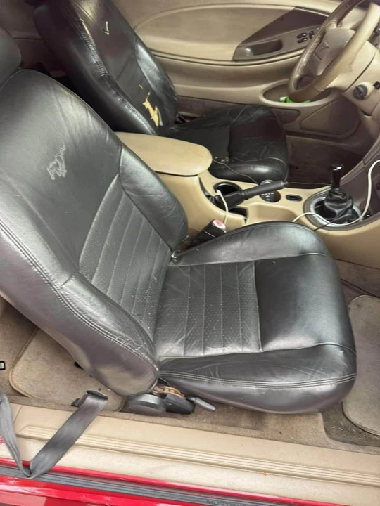 2002 Ford SN95 Mustang - Image 7 of 8
