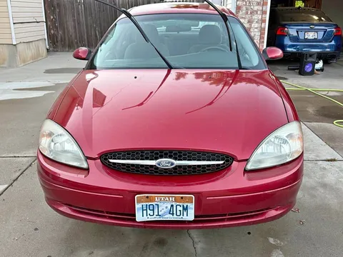 2002 Ford Taurus