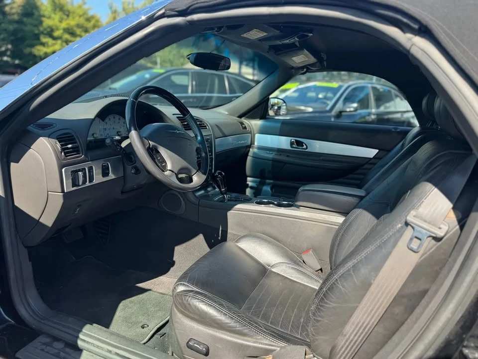 2002 Ford Thunderbird 11th Gen - Image 10 of 15