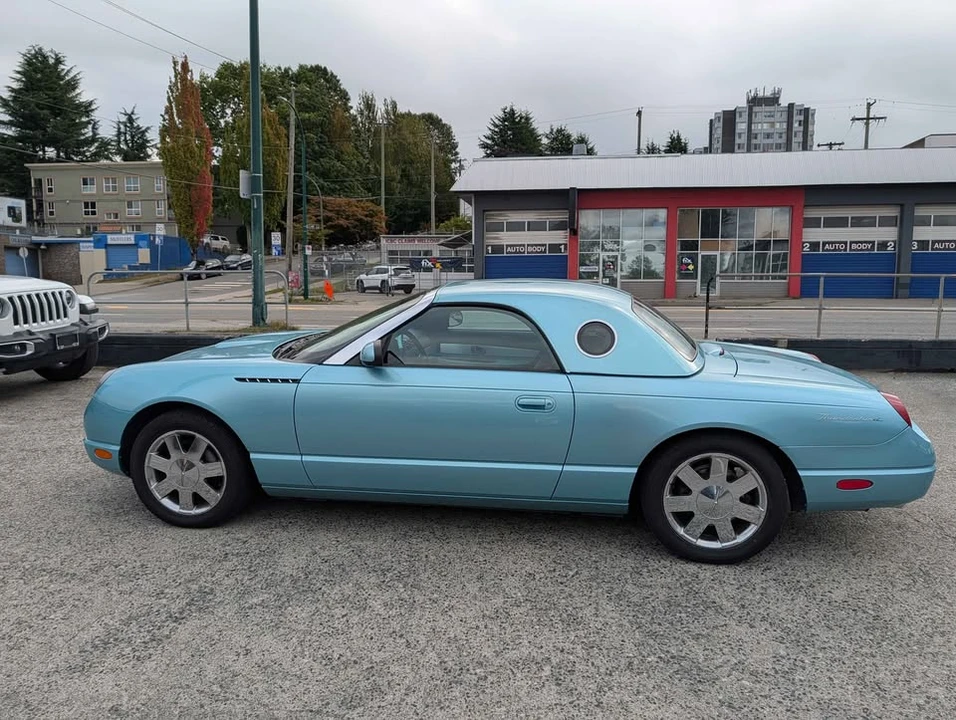 2002 Ford Thunderbird 11th Gen - Image 2 of 12