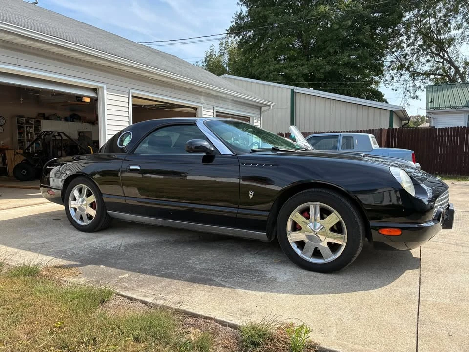 2002 Ford Thunderbird 11th Gen - Image 3 of 6