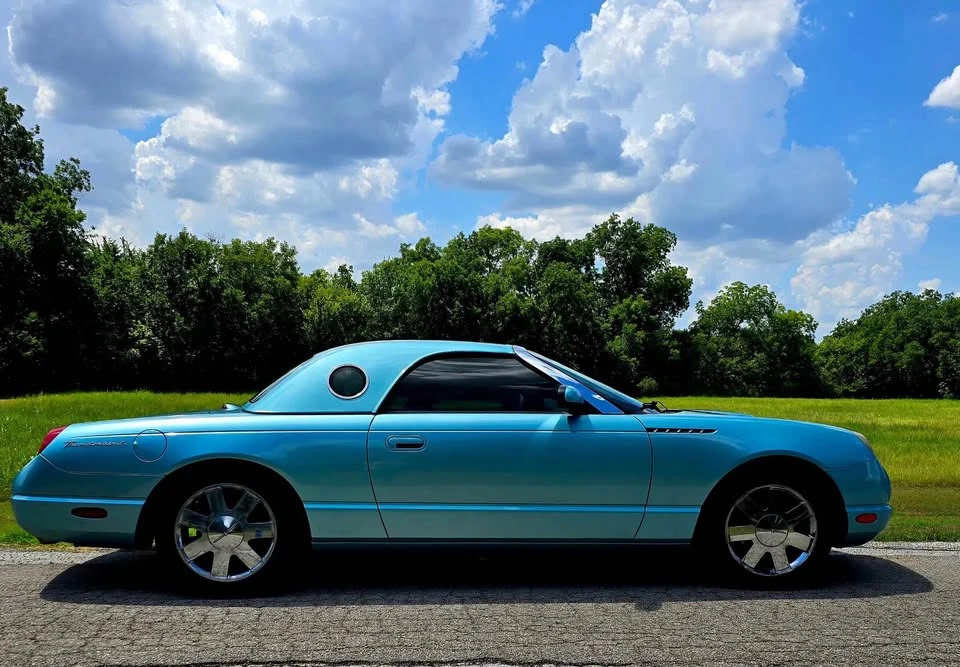 2002 Ford Thunderbird 11th Gen - Image 3 of 10
