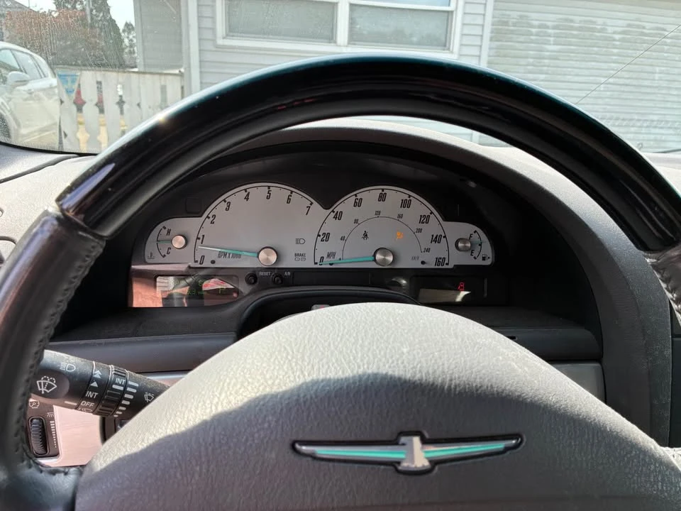 2002 Ford Thunderbird 11th Gen - Image 5 of 6
