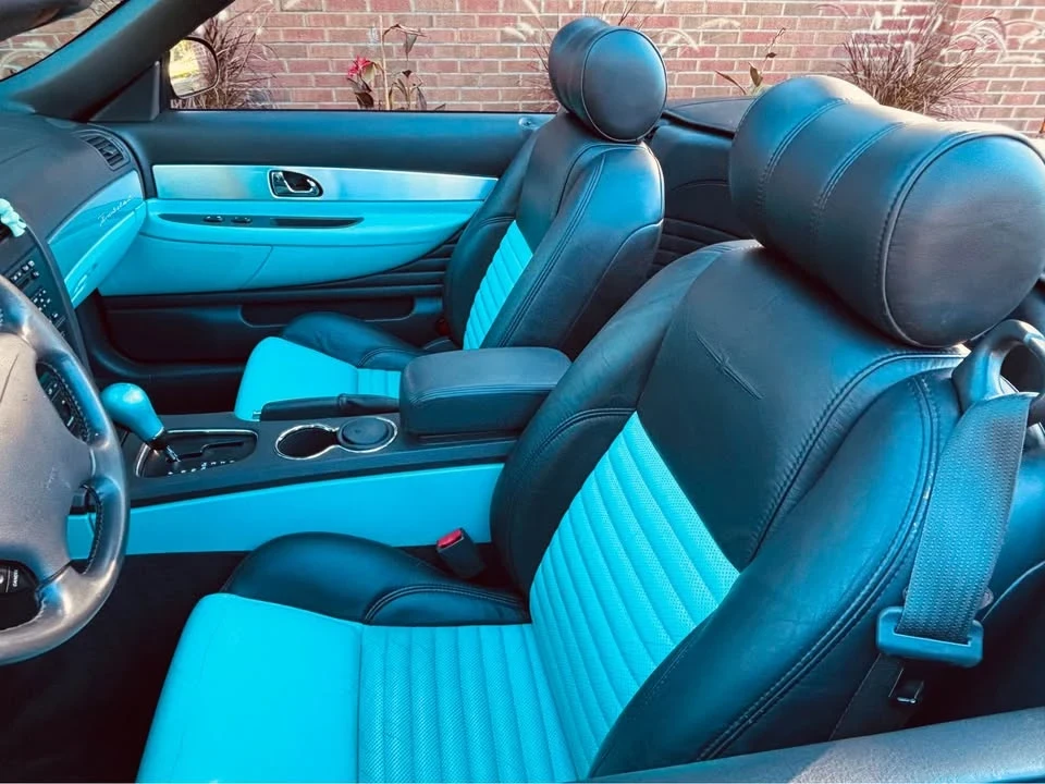 2002 Ford Thunderbird 10th Gen - Image 4 of 6