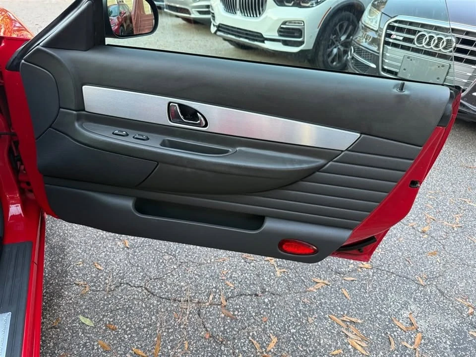 2002 Ford Thunderbird 10th Gen - Image 15 of 16