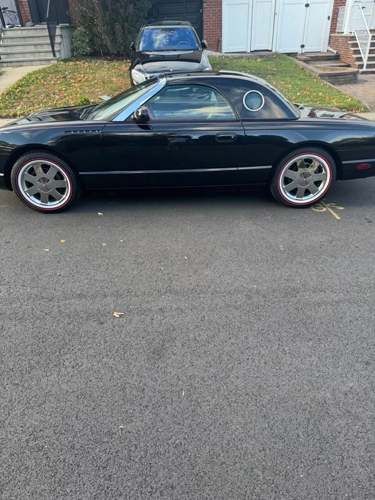 2002 Ford Thunderbird 11th Gen - Image 3 of 5