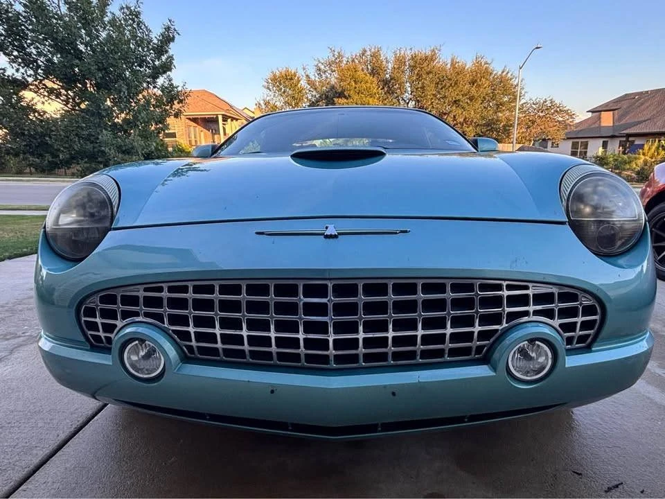 2002 Ford Thunderbird 10th Gen - Image 7 of 10