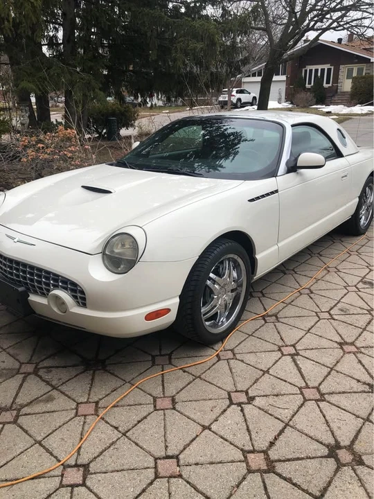 2002 Ford Thunderbird 11th Gen - Image 2 of 8