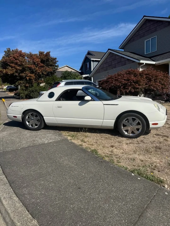 2002 Ford Thunderbird 11th Gen - Image 3 of 18